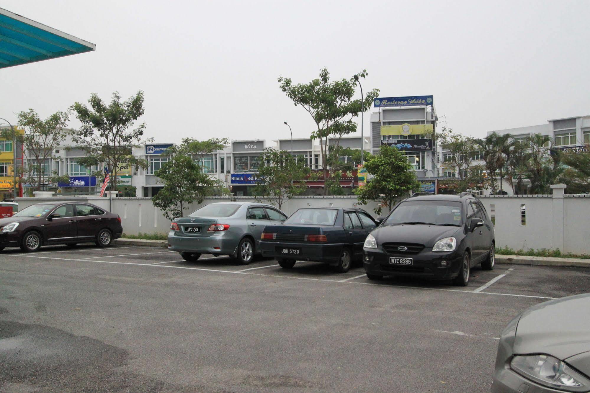 Le Garden Hotel Kota Kemuning שאה אלאם מראה חיצוני תמונה
